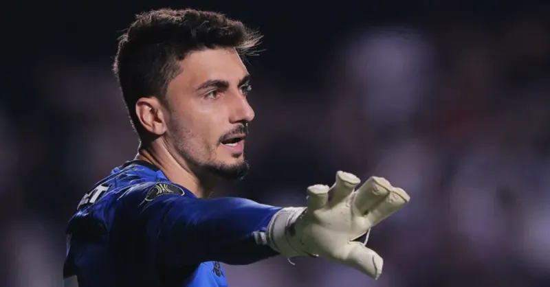 Rafael: Desempenho superior a Courtois e Donnarumma no gol do SPFC