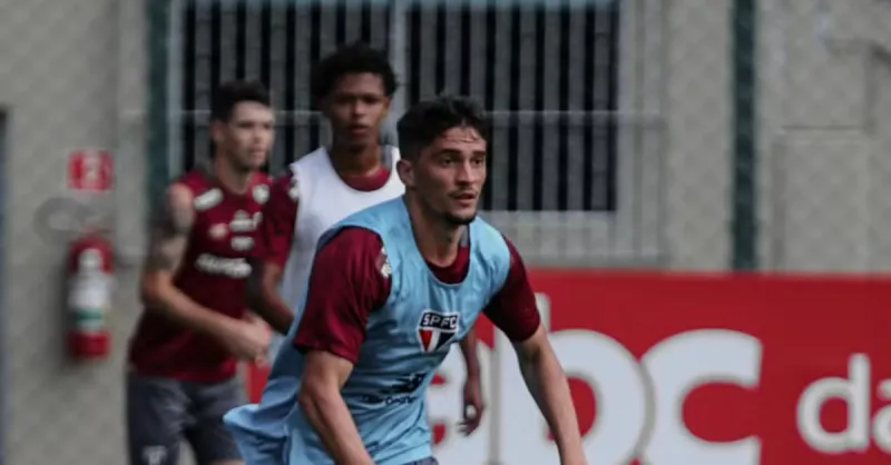 São Paulo: Estratégia de Renovação de Contrato de Pablo Maia