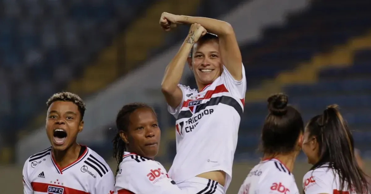 São Paulo no Brasileirão Feminino: Vitória e Ascensão na Tabela
