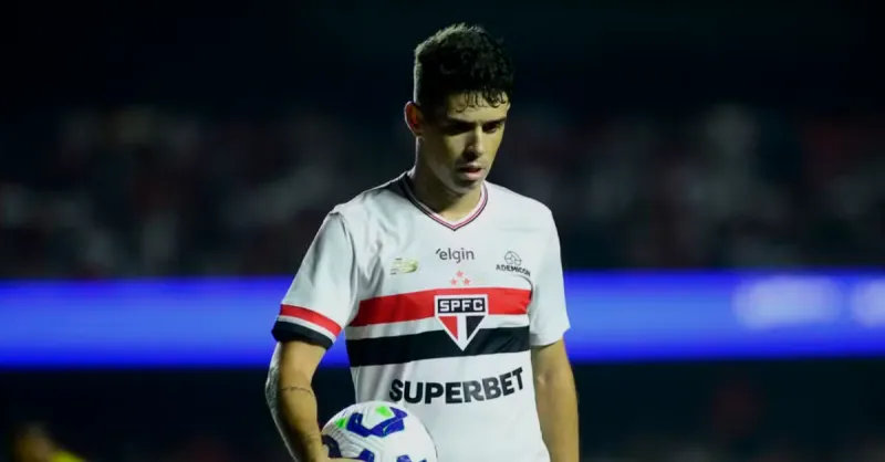 Oscar no São Paulo: Estratégia de Retorno Pós-Mundial de Clubes | Análise