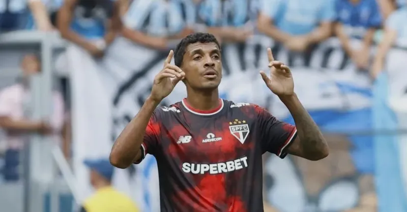 São Paulo: Luiz Gustavo e o Longo Caminho de Volta ao Campo