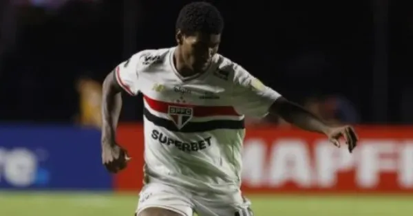 Crespo e São Paulo: Reestreia sob Pressão com Dúvida de Lucas Ferreira