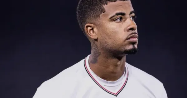 São Paulo Perto de Contratar Joia do Vasco: Matheus Ferreira Brilha na Base