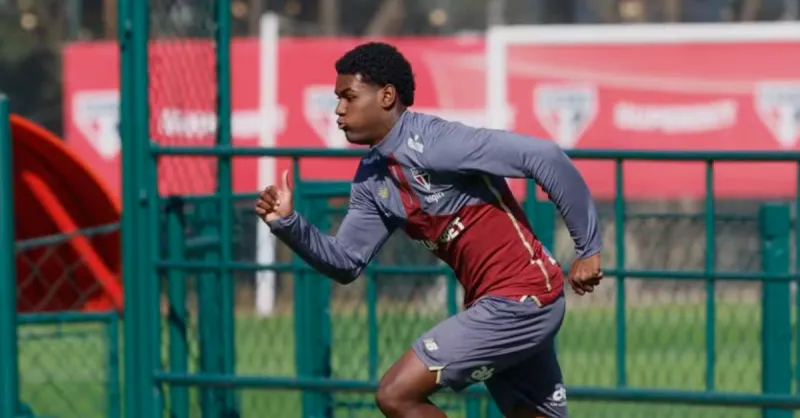 Lucas Ferreira: A Jornada da Promessa Tricolor sob Hernán Crespo