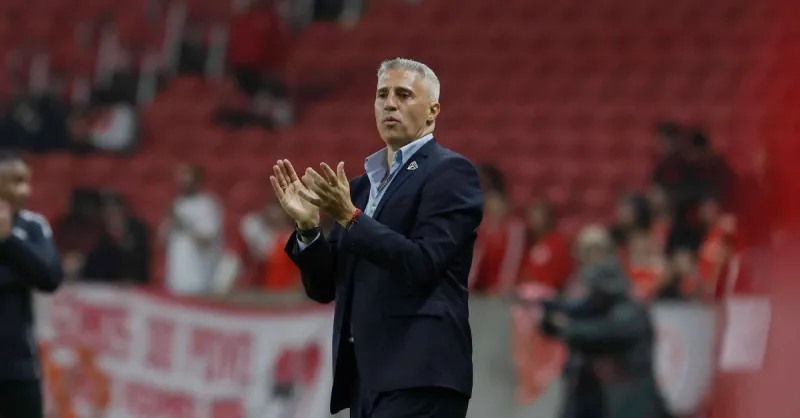 São Paulo de Crespo: Invencibilidade Imparável e Busca por Recorde Histórico