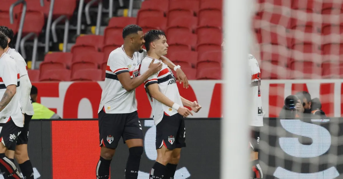 Vitória com Baixas Cruciais para o Confronto contra o São Paulo