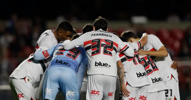 São Paulo: Chegada de Novo Reforço e Preparação Crucial para Desafio Sul-Americano