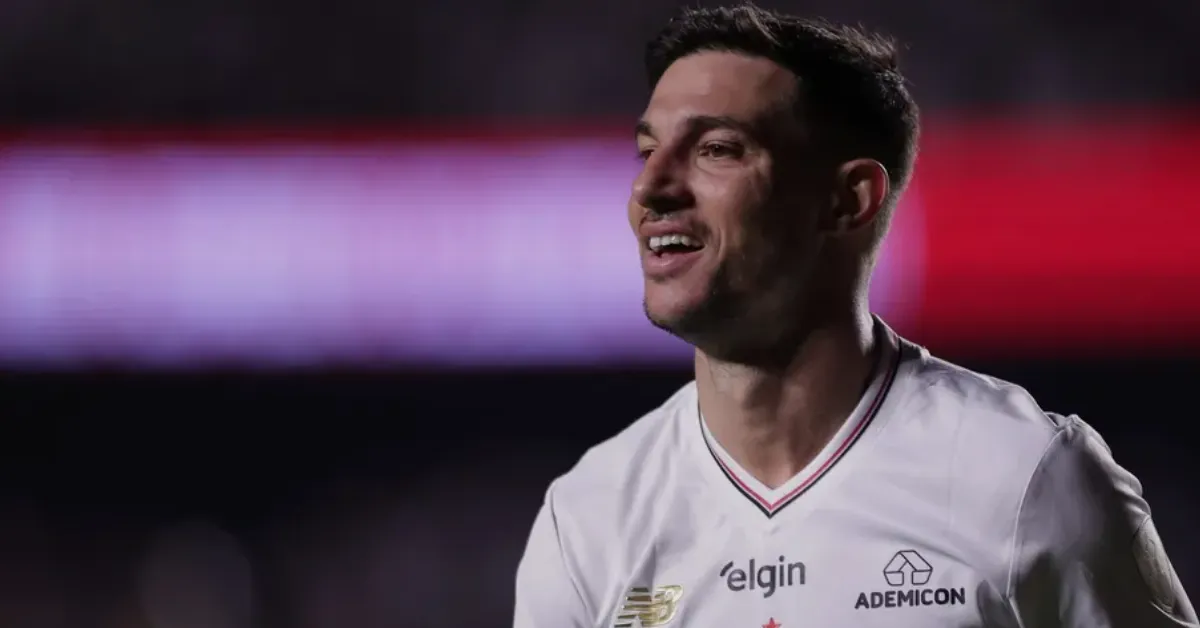 São Paulo: Como Crespo Transformou a Lateral Direita com Cédric, Maik e Maílton