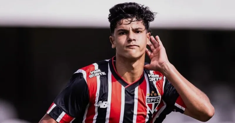 Nicolas Bosshardt: O Talento de Cotia Pronto para a Lateral do São Paulo