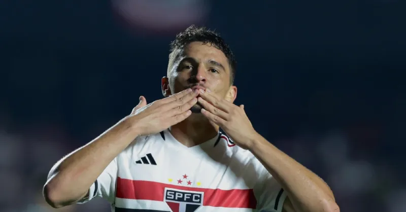 Pablo Maia no São Paulo: Premier League ou Arábia Saudita? O Dilema do Volante Tricolor
