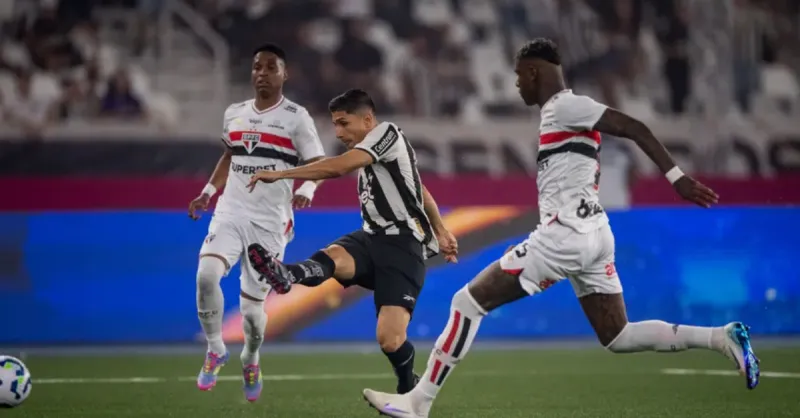 São Paulo x Botafogo: Análise Completa, Escalações e Impacto no Brasileirão 2025
