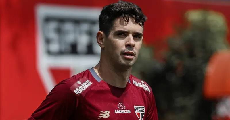 Decisão na Libertadores: Oscar Pode Voltar, Lucas Moura é Dúvida Crucial no São Paulo