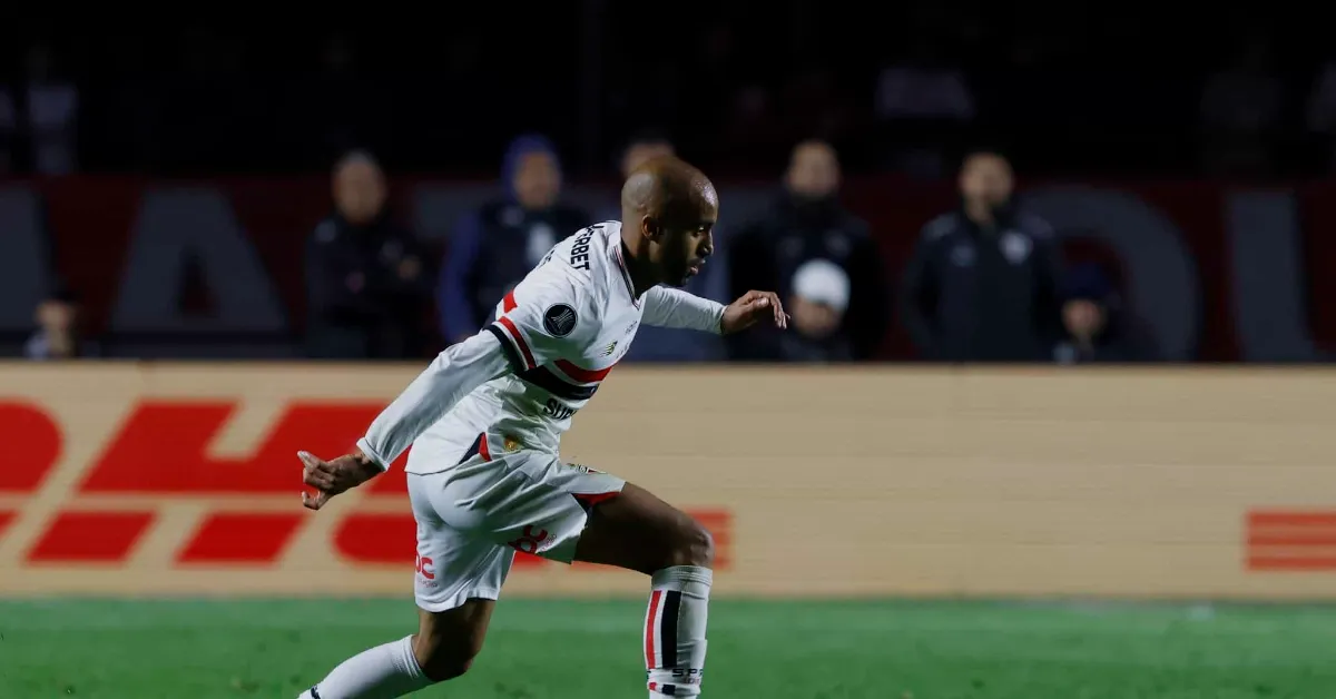 São Paulo Reage: Lucas Moura no Banco e a Estratégia de Crespo para o Ceará no Brasileirão