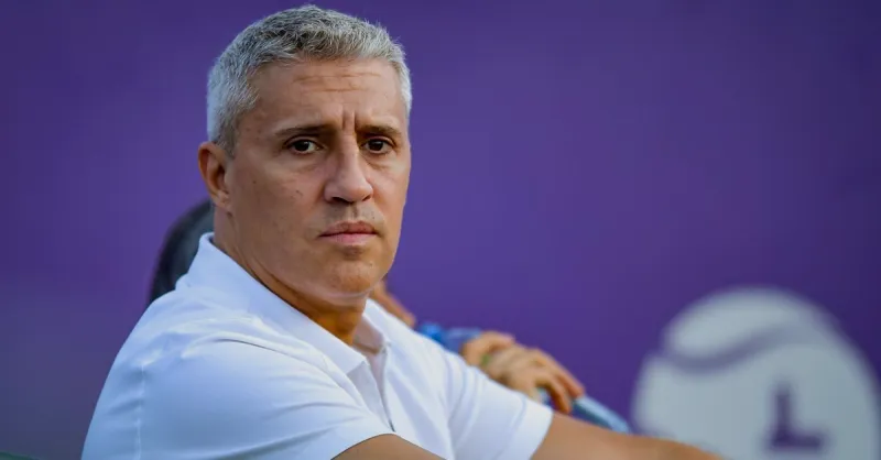 Crespo Foca na Base do SPFC em Preparação Estratégica para o Grêmio - Análise