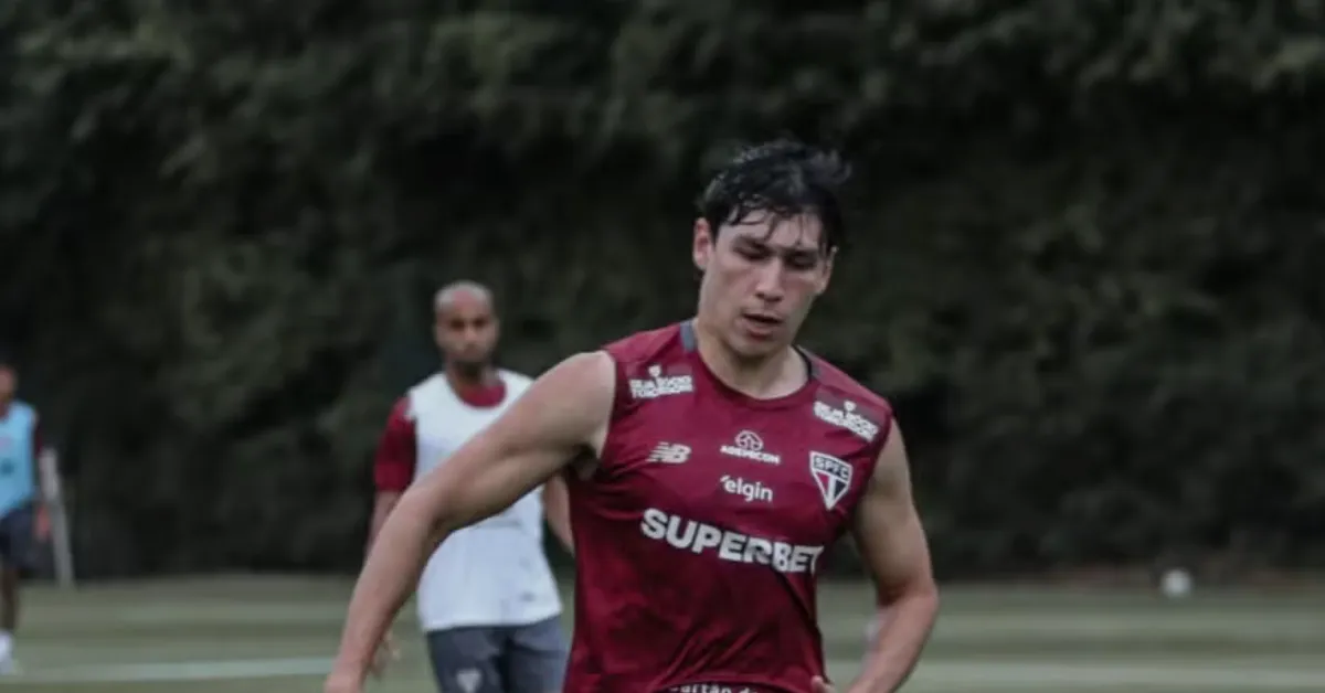 Impacto Imediato: Ferraresi Volta ao São Paulo e Fortalece Defesa de Crespo