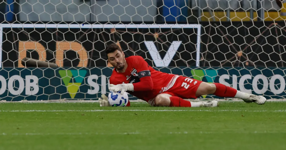 Rafael em Fase Espetacular: O Goleiro Que Segura o São Paulo na Série A