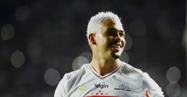 Luciano é Ídolo do São Paulo? 100 Especialistas Dão o Veredito Final