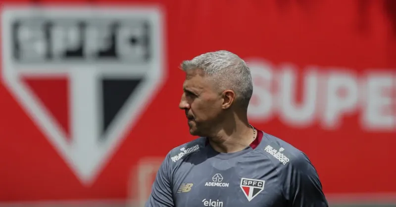 Crespo e o Dilema da Lateral Esquerda: São Paulo na Reta Final da Temporada