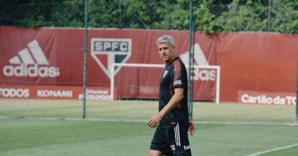 São Paulo Desfigurado: Crespo e o Desafio Extremo Contra o Corinthians