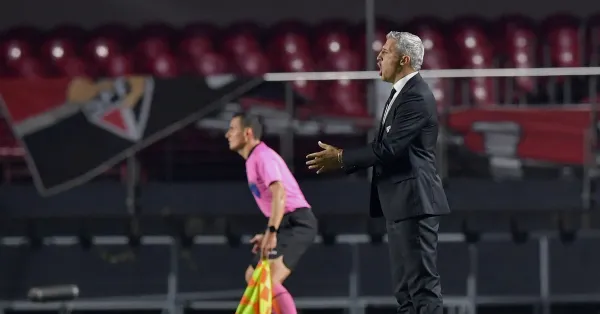 Crespo Invicto no Majestoso: São Paulo Busca Reação em Clássico Crucial