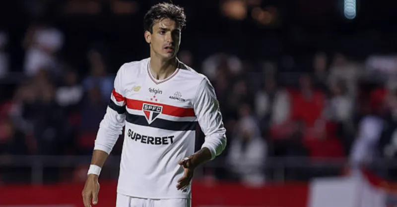 Dinenno Fora: São Paulo Confirma Primeira Saída e Traça Rumo para 2026