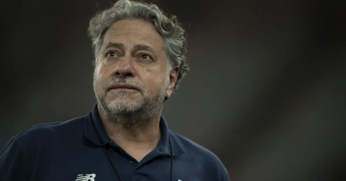 Escândalo no Morumbi: Conselho do São Paulo Pede Saída de Casares Após Venda Ilegal de Camarote