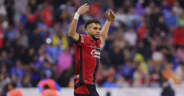 Dória negocia com São Paulo: entenda os números do zagueiro em comparação com Sabino na temporada