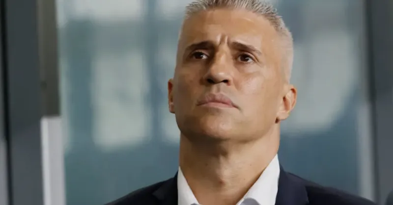 Crespo em xeque no São Paulo: Nova gestão e desempenho em campo geram pressão