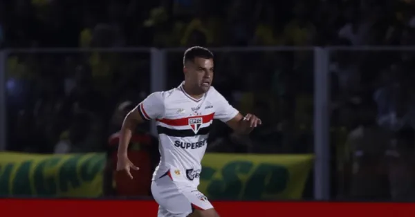 Corinthians Desiste de Alisson: São Paulo Busca Solução Urgente