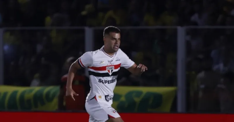 Corinthians Desiste de Alisson: São Paulo Busca Solução Urgente